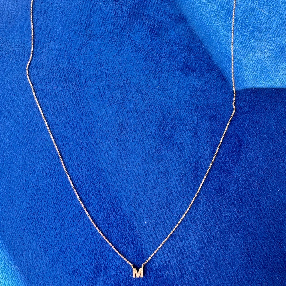 Elegant Gold Initial 'M' Necklace